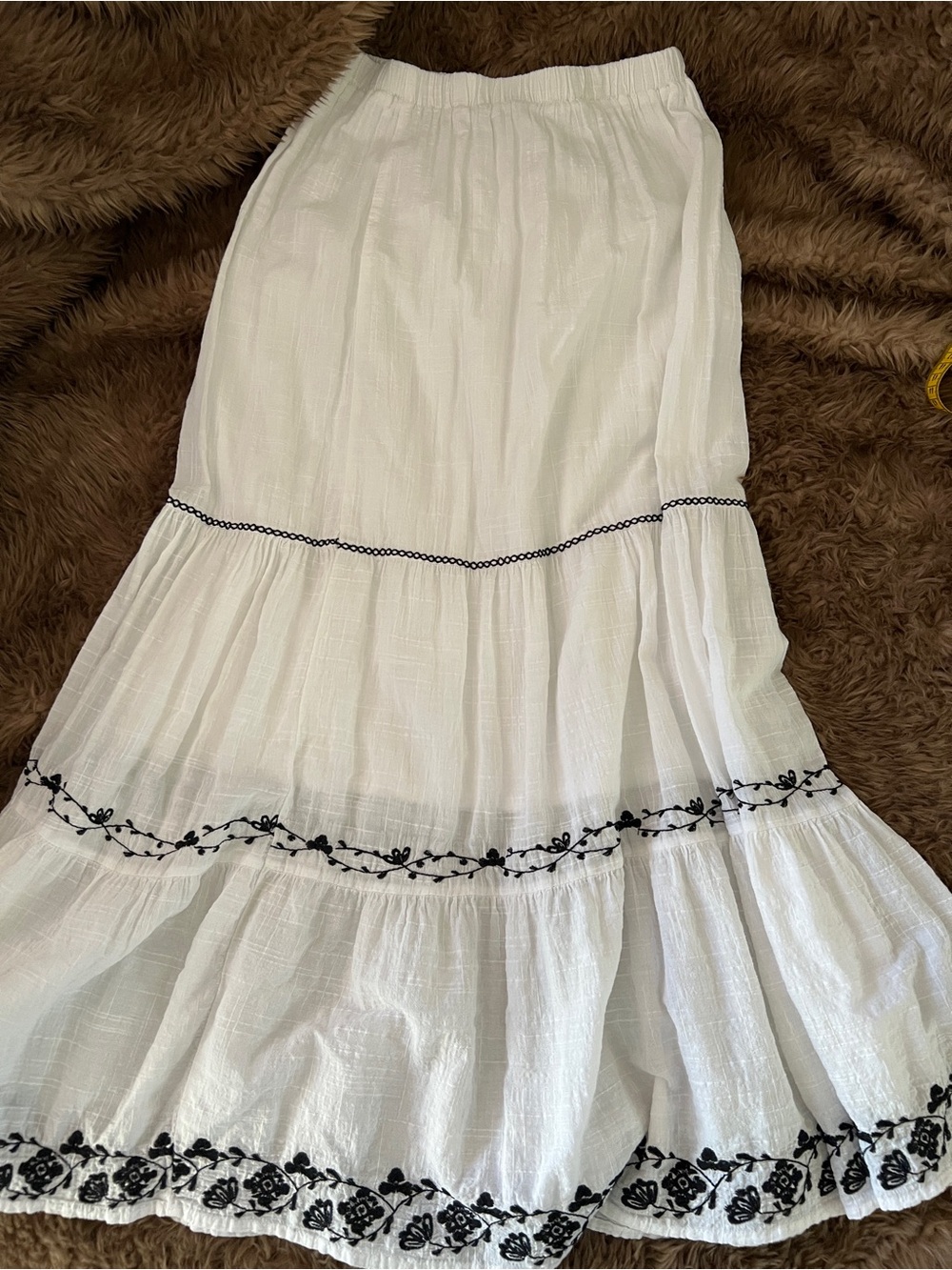 Maxi Studio White Embroidered Maxi Skirt